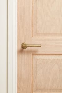 Putney_front_portrait Lever Handles Luxury Hardware