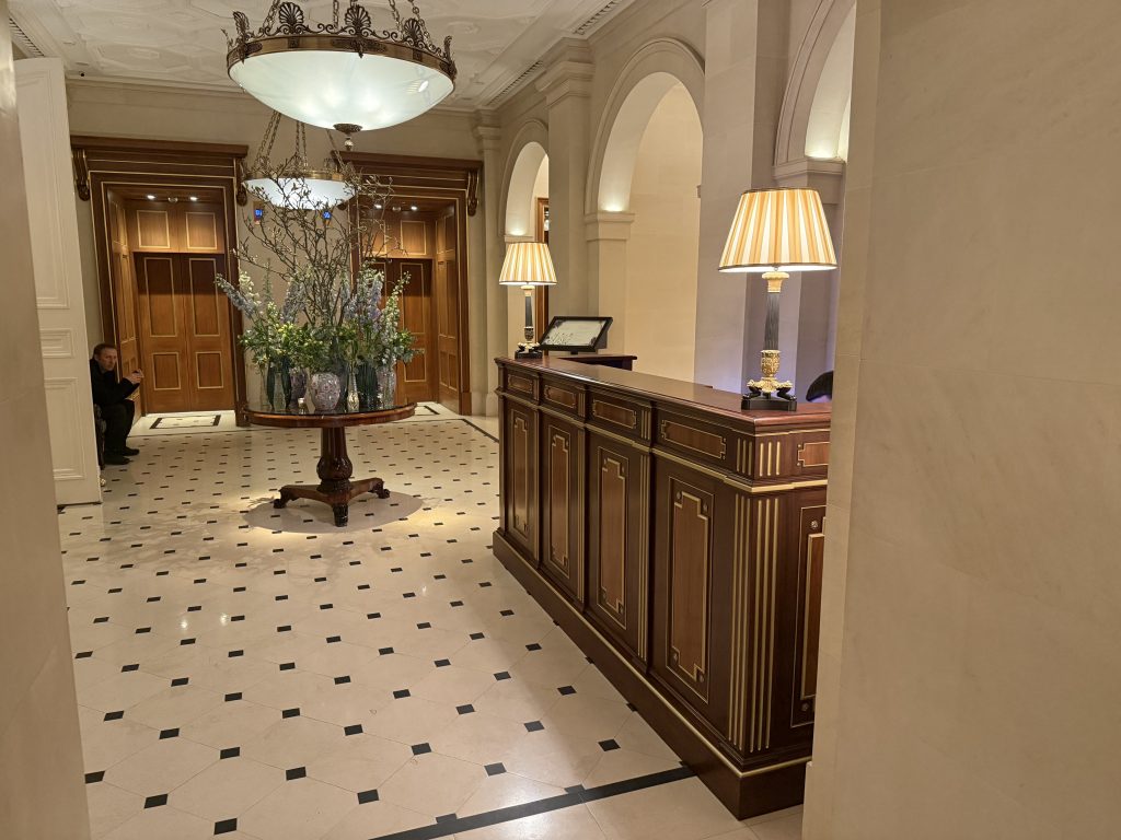 Lanesborough-desk-hall